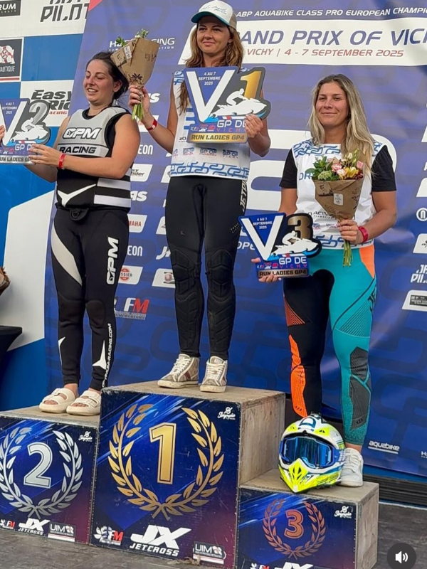 Võidukas lõpp jetisportlaste EM-hooajale: Kätriin Nilbe lõpetas hooaja hõbedaga, Jasmiin Üpraus kihutas palavikuga poodiumile!